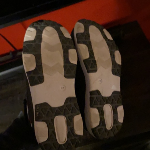 Toddler 12 ROOS - Picture 2 of 2